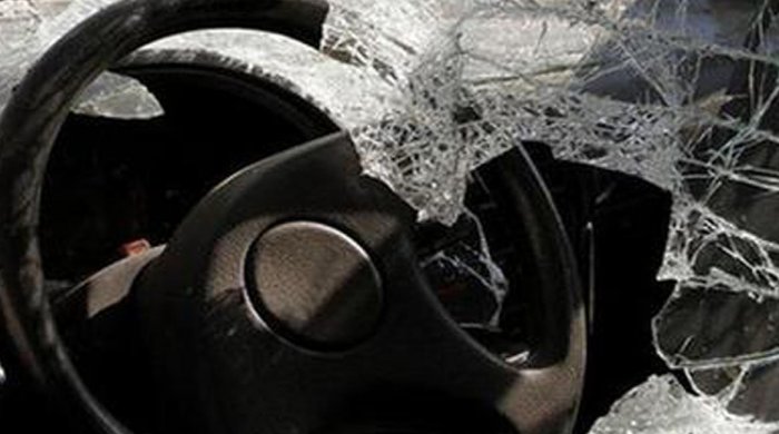 Minik və yük maşınları toqquşdu: xəsarət alan var - Kürdəmirdə