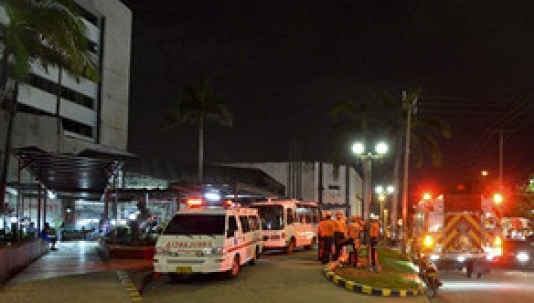 Polis maşını partladılıb, 19 nəfər yaralanıb