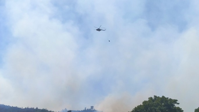 Ağsuda dağlıq ərazidə yanğın başlayıb, əraziyə helikopterlər cəlb edilib