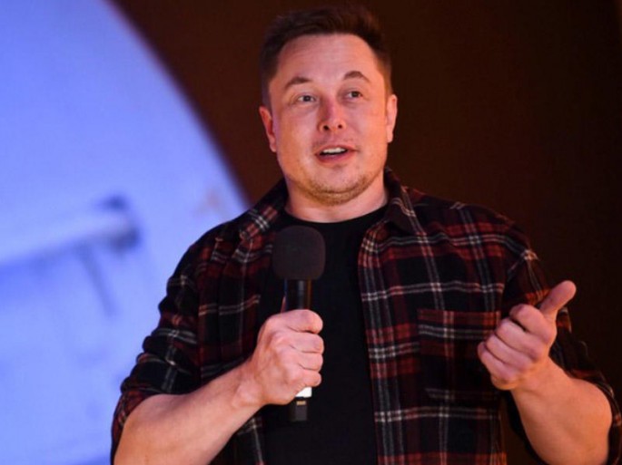 İlon Mask 61 milon dollarlıq ipoteka krediti götürüb