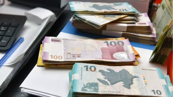 Bakıda orta aylıq əmək haqqı açıqlandı 