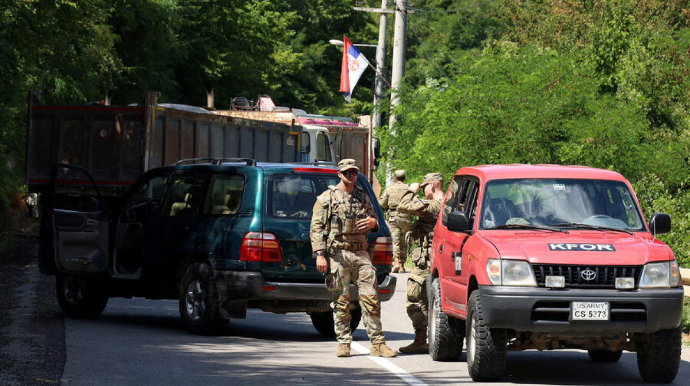 Боррель:  Сербия и Косово достигли договоренности по автомобильным номерам