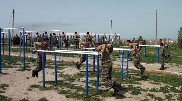 MN:  Orduda gənc əsgərlərin hazırlığına xüsusi diqqət yetirilir  - VİDEO  - FOTO
