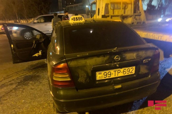 Bakıda 2 avtomobil toqquşub, xəsarət alanlar var  - FOTO