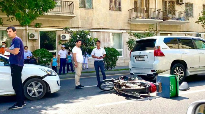Мотоцикл известного столичного ресторана попал в аварию - ФОТО