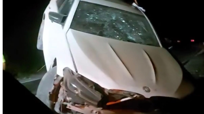 Döngəyə sərt girən sürücü “BMW”ni aşırıb xəstəxanalıq oldu - VİDEO