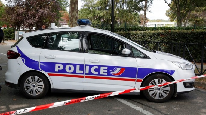 Avtomobildə oturan insanlara atəş açıldı: 2 yaralı