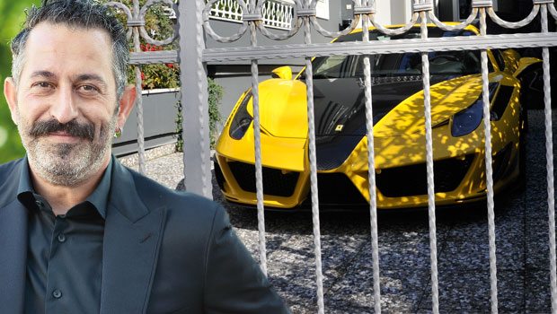 Cem Yılmazın sarı "Ferrari"si- FOTO