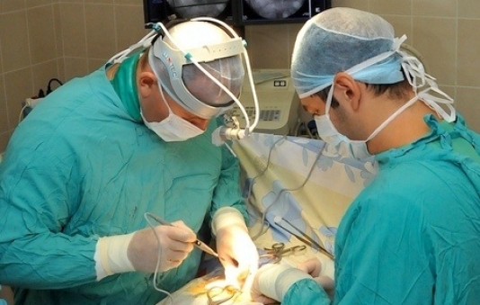 Azərbaycanda 12 yaşlı uşağın cinsini dəyişdirdilər - ŞOK ƏMƏLİYYAT