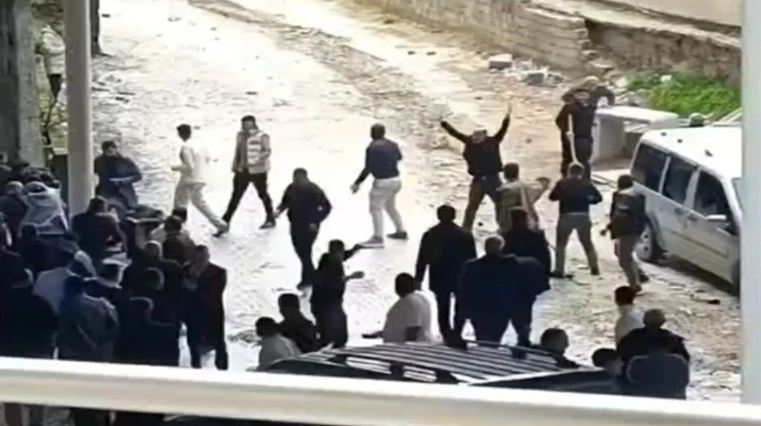 Uşaqların başlatdığı davaya ailələr də qoşuldu - 3 ölü, 22 yaralı - FOTO