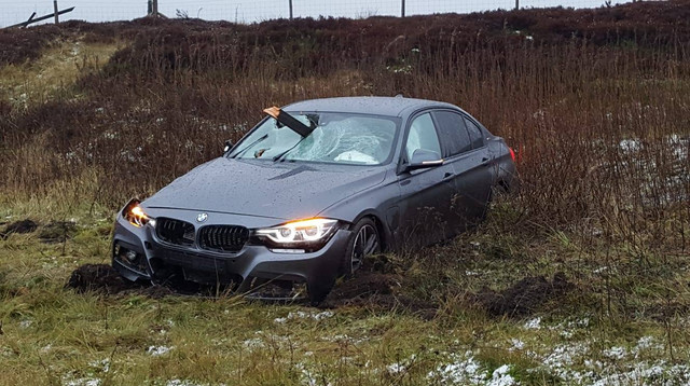 В Баку перевернулся BMW, погиб 20-летний водитель