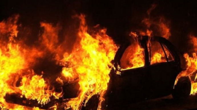 Bakıda "Mitsubishi"  yandı