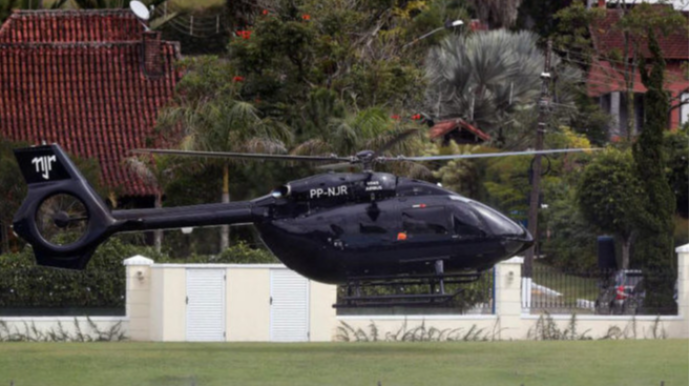 Neymar yeni komandasının məşqlərinə şəxsi helikopteri ilə gedir