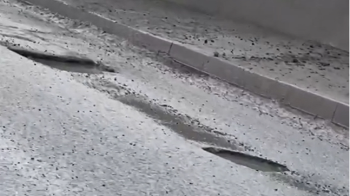 Qar yağdı, Zabrat yolu bu vəziyyətə düşdü - VİDEO