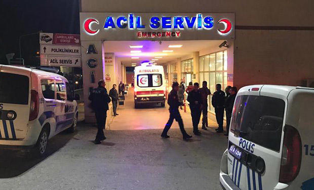 Toy qana bulandı - 11 yaralı