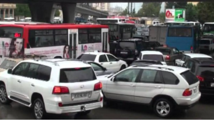 Bakı küçələrində sizi ən çox narahat edən nədir? – VİDEOSORĞU 