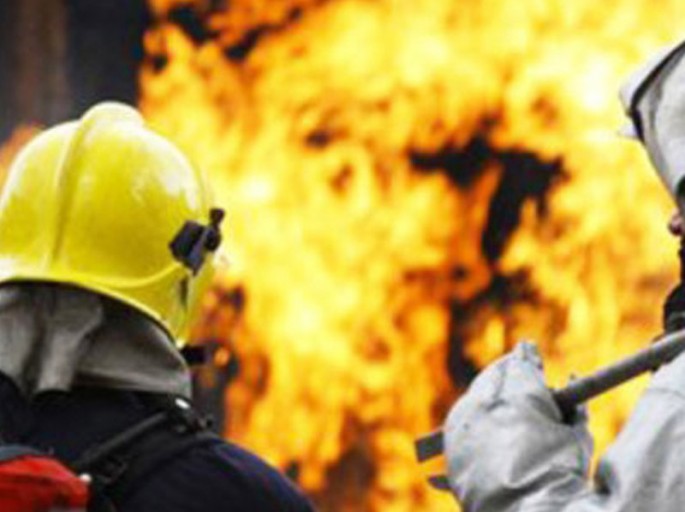 Şirvan şəhərində avtomobil təmiri sexi yanıb