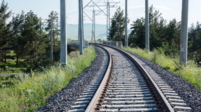 Rusiya İranın “Rəşt-Astara” dəmir yolunun tikintisinə tez başlayacağına ümid edir