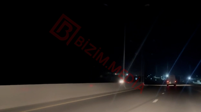 Dirək var, işıq yoxdur...  – Bakı-Şamaxı yolu niyə zülmətə qərq olub? – VİDEO 