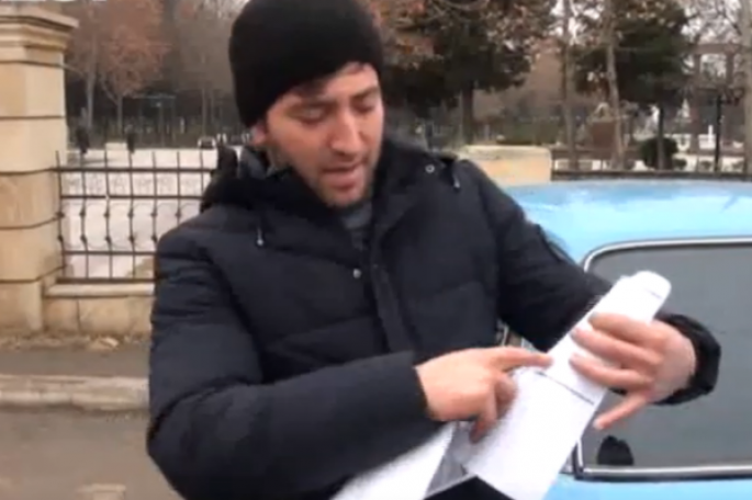 Şəxsin avtomobilini və pulunu mənimsəyib aradan çıxdılar - VİDEO