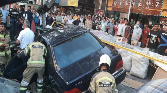 Xarici İşlər Nazirliyinin maşını qəza törətdi - Çox sayda ölü və yaralı var