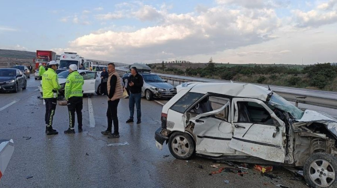 10 avtomobil toqquşdu: 1 ölü, 11 yaralı   - FOTO