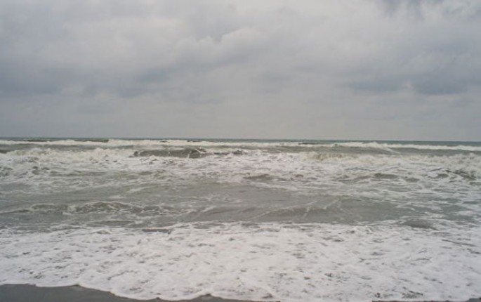 İran gəmisi Xəzər dənizində batdı