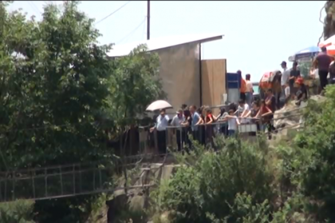 Körpü pullu oldu: İsmayıllıda özbaşınalıq - VİDEO