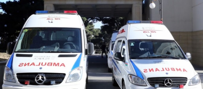 Bakıda gənc qadını avtomobil vurub