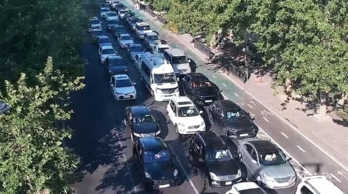 Bu yollarda sıxlıq var - SİYAHI 