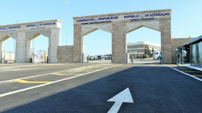 Deputatdan quru sərhədlərin açılması ilə bağlı TƏKLİF: "Gələn aydan..." 