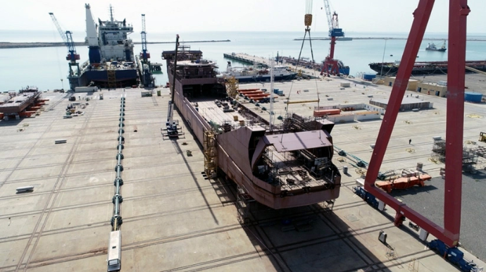 Tikintisi davam edən sayca üçüncü RoPax tipli gəmi-bərədə yeniliklər tətbiq olunacaq - VİDEO 