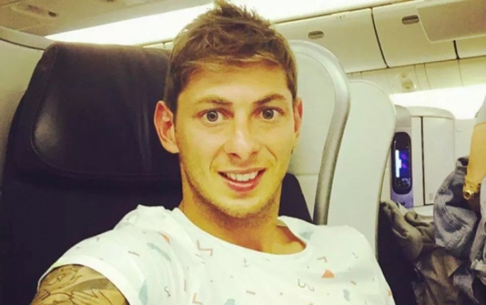 Təyyarə ilə itkin düşən futbolçunun axtarışları dayandırıldı