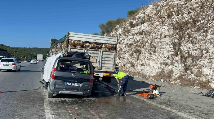 “Fiat” kartof yüklü TIR-a arxadan çırpıldı – 5 ölü, 1 ağır yaralı - VİDEO 