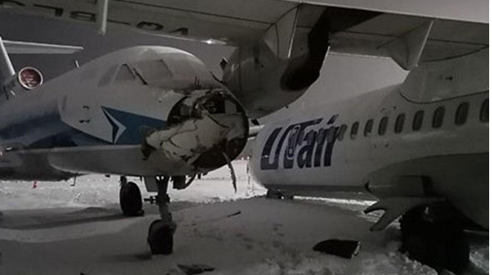 Rusiyada enmə zolağında iki təyyarə toqquşdu  - FOTO