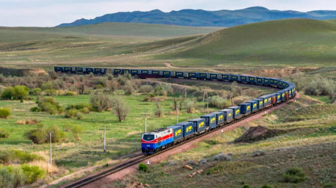 Bu nəqliyyat marşrutları Avrasiyanın nəqliyyat sektorunun investisiya cəlbediciliyini artırır