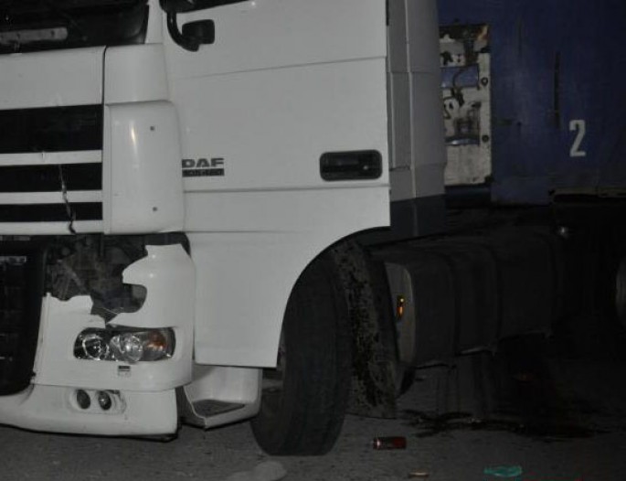 Hacıqabulda kişi yük maşının təkərləri altında qalıb - FOTO