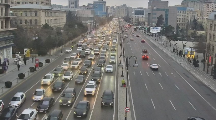Bakının bir sıra yollarında tıxac var - SİYAHI   - FOTO