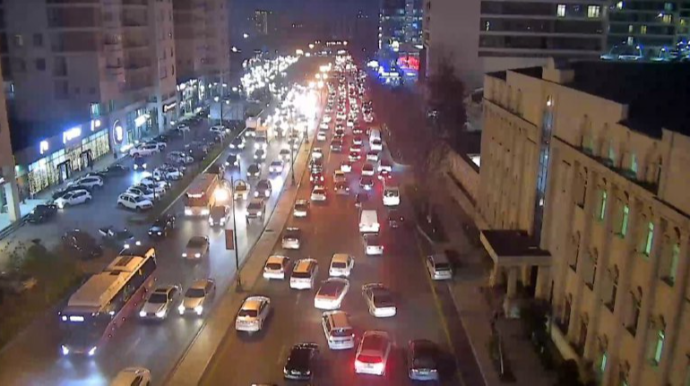 Bakıda BU KÜÇƏLƏRDƏ  sıxlıqdır - SİYAHI 