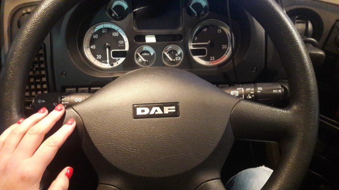 Bakıda qadın sürücü qəza törədib