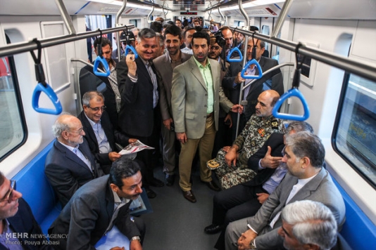 Təbrizdə ilk metro stansiyası açılıb - FOTO