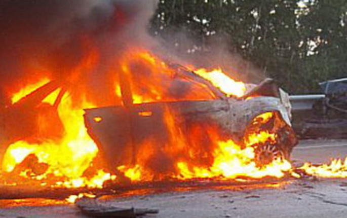 Ağdaşda “VAZ” yanıb