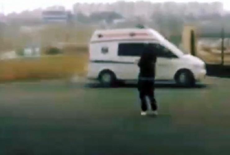 Videosu yayılan tibb bacısını maşın vuraraq öldürüb - VİDEO