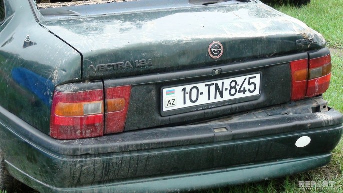 Azərbaycanda DƏHŞƏT: Bir ailənin 5 üzvü eyni anda qəzada öldü - VİDEO