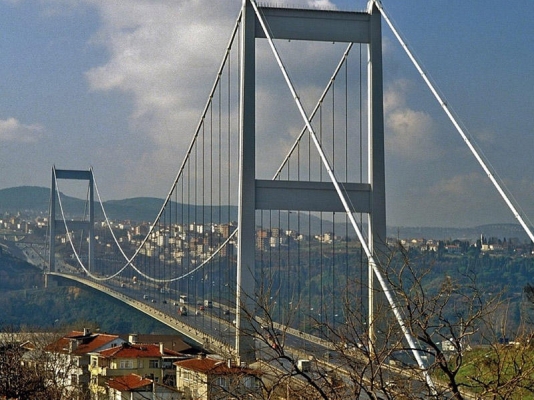 Körpüdə terror həyəcanı: Yol bağlandı