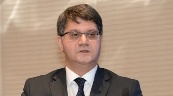 Nazir İlham Nəsirovu vəzifəsindən azad etdi 