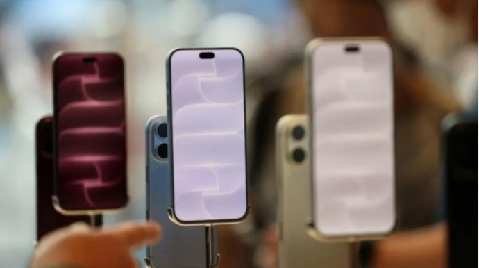 “iPhone” almağa gedənlər şoka düşdülər - Nazirlik HƏRƏKƏTƏ KEÇDİ