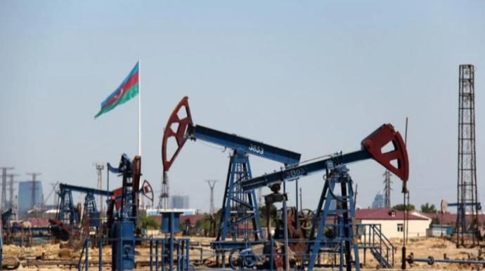 Азербайджанская нефть подешевела