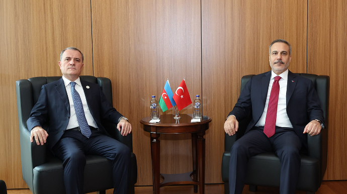 Ankarada görüş keçirdilər - FOTO