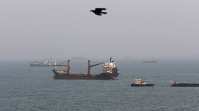 Hörmüz boğazında daha bir tanker VURULUB 
